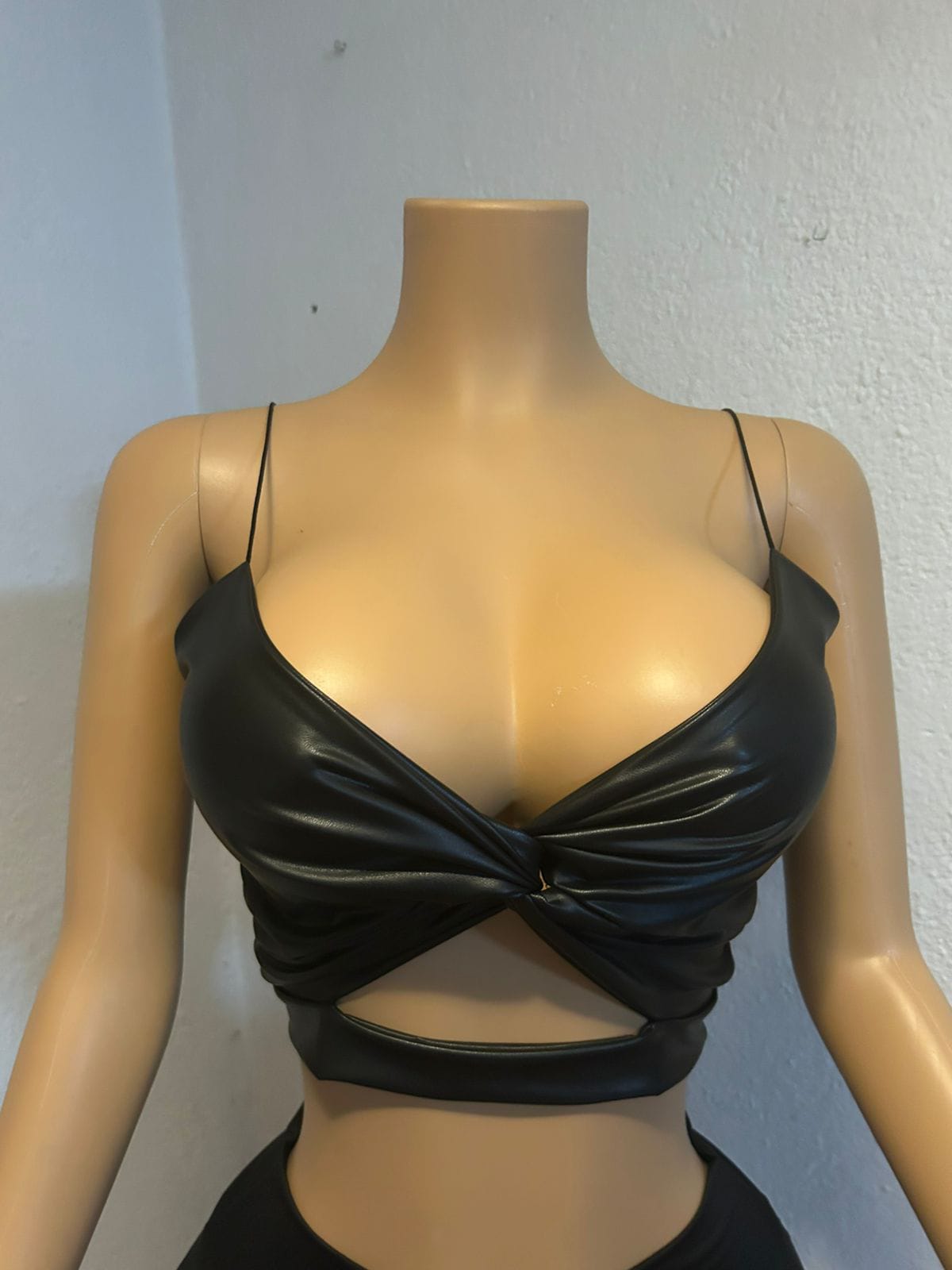 Crop Tops de Ecocuero: imagen 1