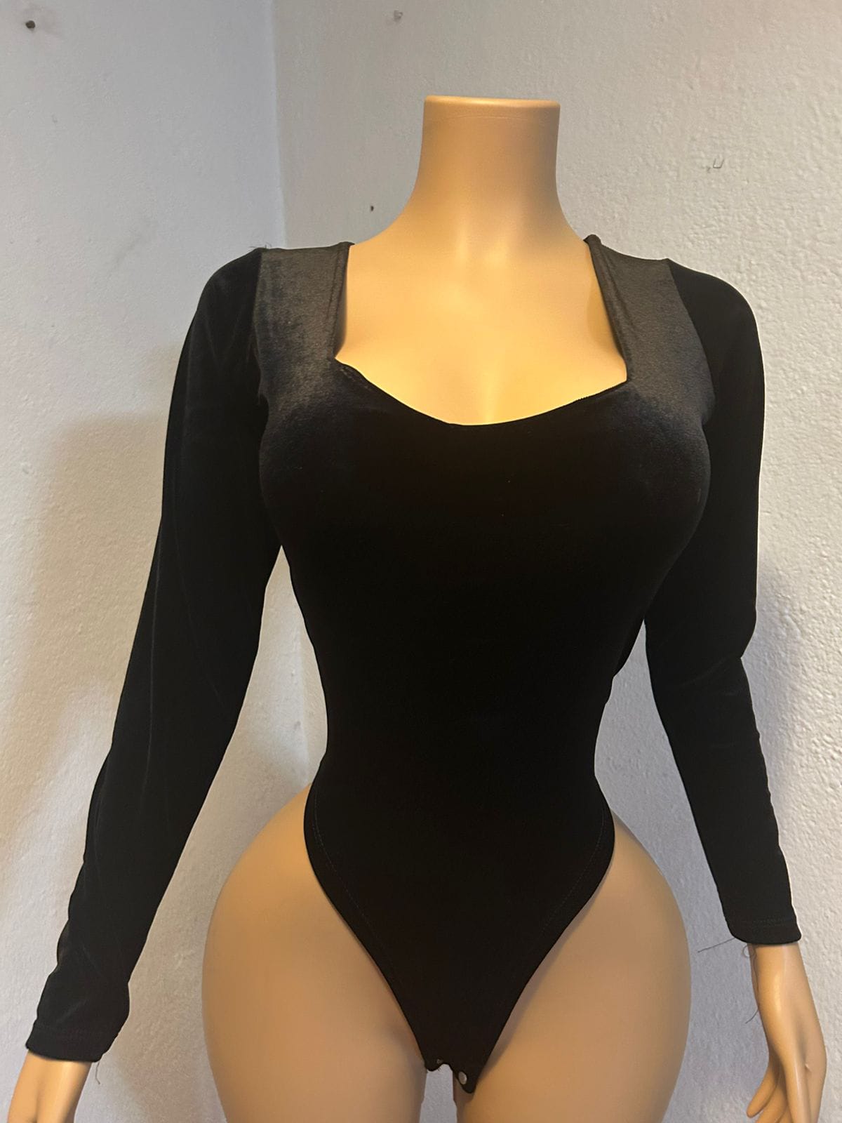 Body terciopelo mujer: imagen 1