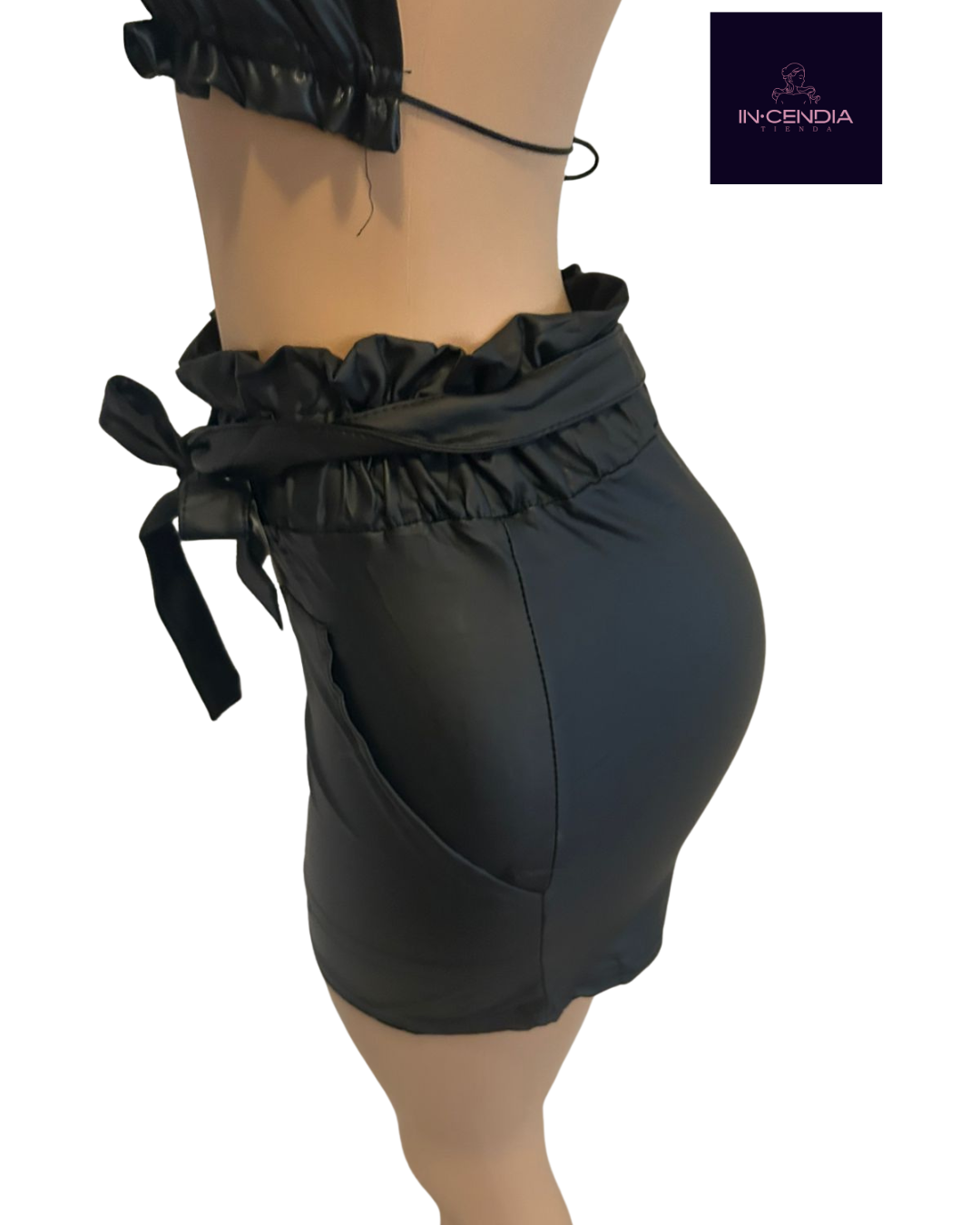 Short eco- cuero con cinturón: imagen 8