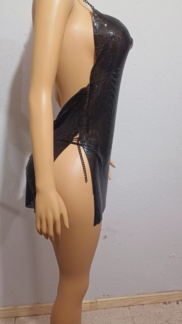 Vestido metálico transparente: imagen 5