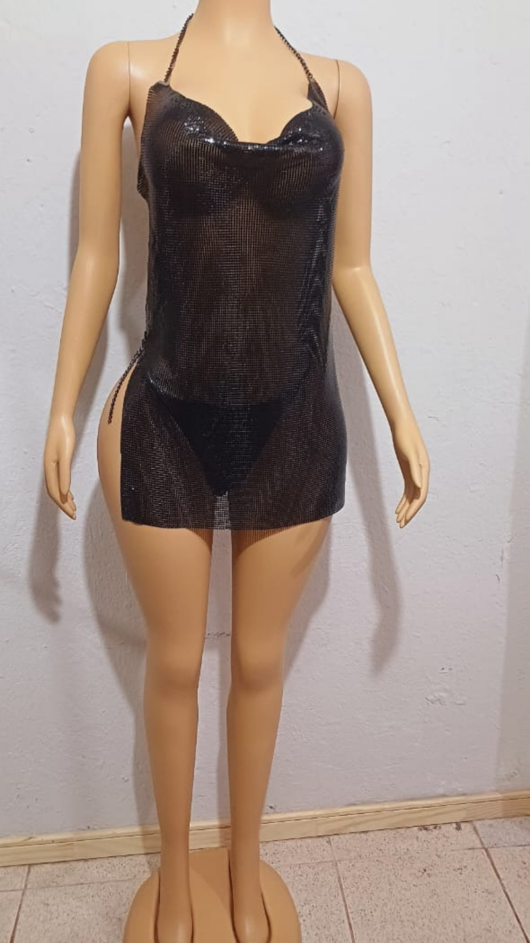 Vestido metálico transparente: imagen 6