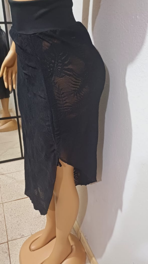 Falda encaje negra: imagen 6